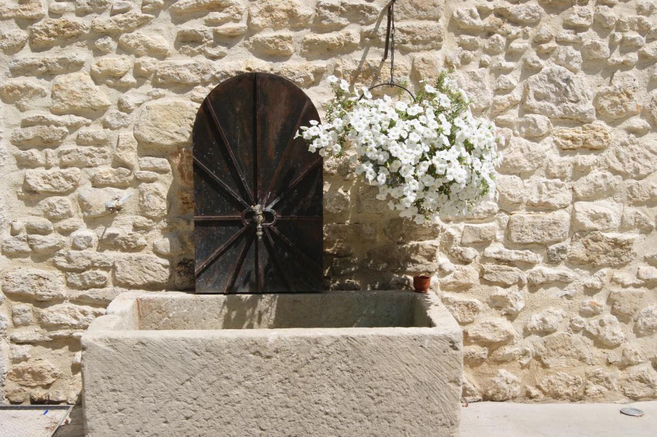 B&B Dans Mas En Pierres Robion en Luberon Ngoại thất bức ảnh
